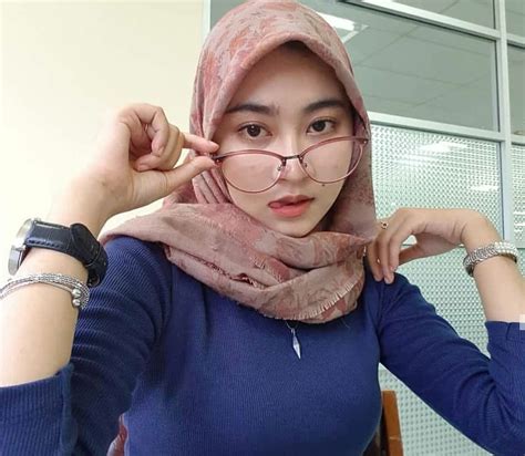 Bokep <b>Indo</b> Hijabers Cantik Nakal Toket Gede Brutal. . Bokeb indo terbaru